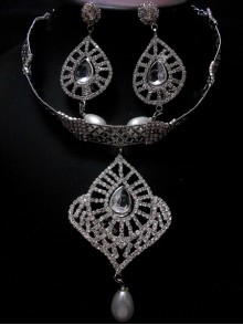 Choker Necklace Set